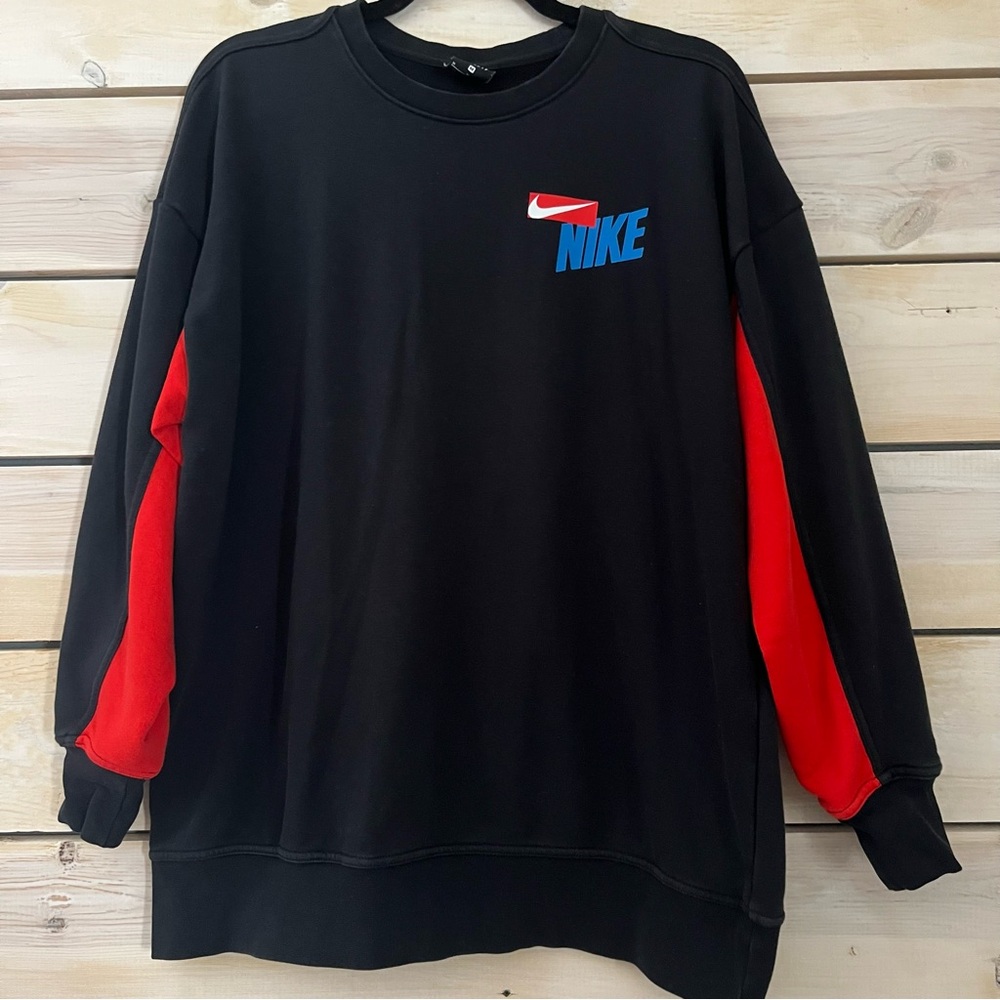 Nike Crewneck Black Sweater with Red and Blue Accents Size Medium